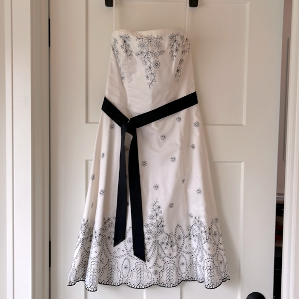 WHBM Strapless Embroidered Dress